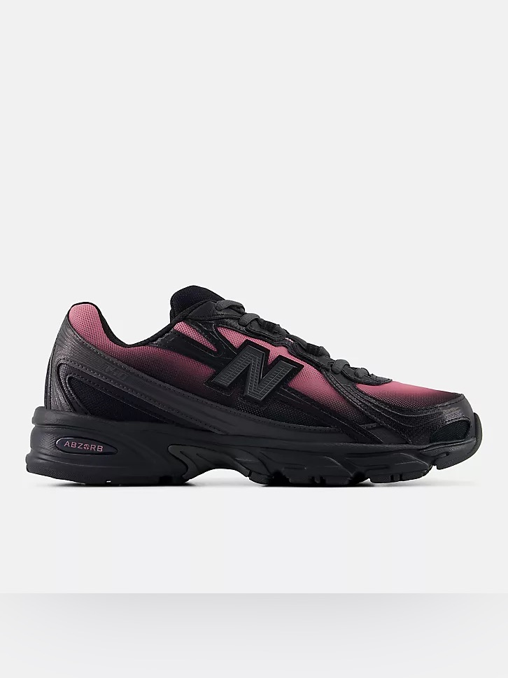 New Balance 740 Pink Black